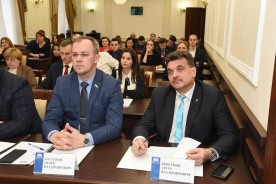 Депутаты и молодежь обсудили проблемы распространения и употребления бестабачной никотиносодержащей продукции